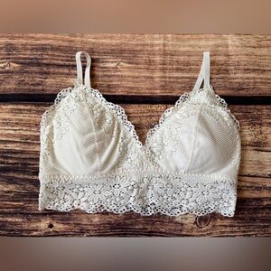 Altar’d State Cream Push-Up Bra Bralette Medium M